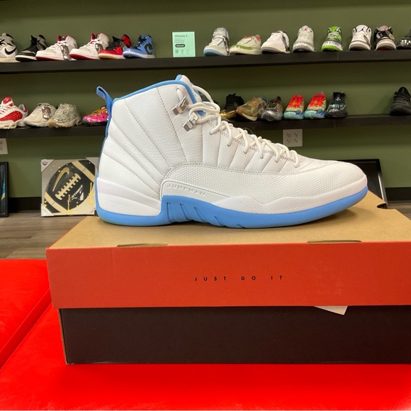 AIR JORDAN 12+RETRO MELO UNIVERSITY BLUE SZ 13 USED main image 11